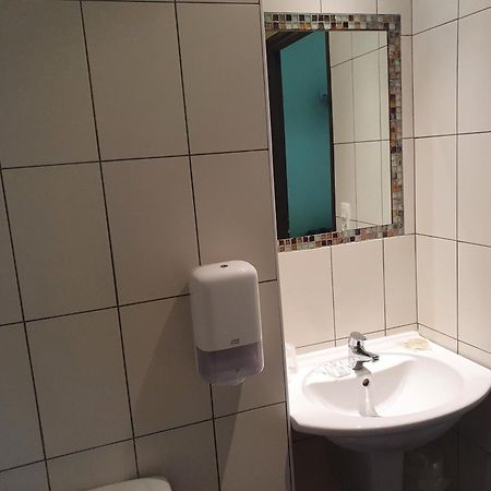 Hotel Kelig Brest Quarto foto